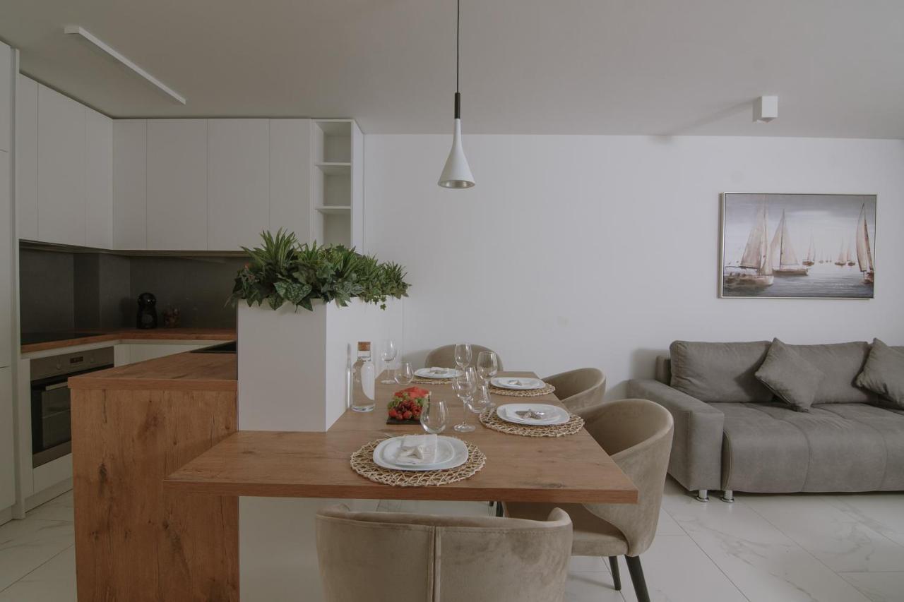 Apartments Adriatic Pearl Trogir Buitenkant foto