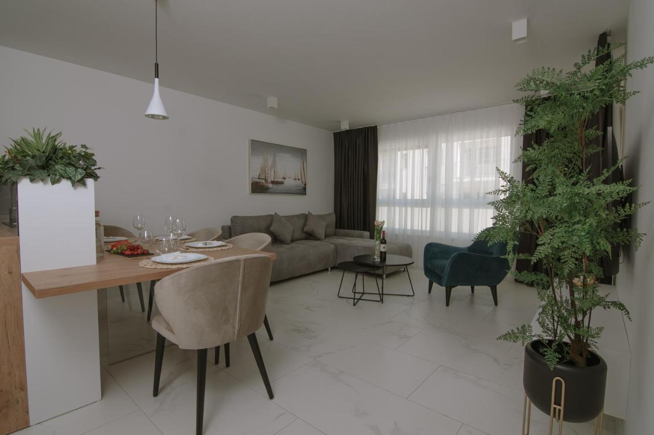 Apartments Adriatic Pearl Trogir Buitenkant foto