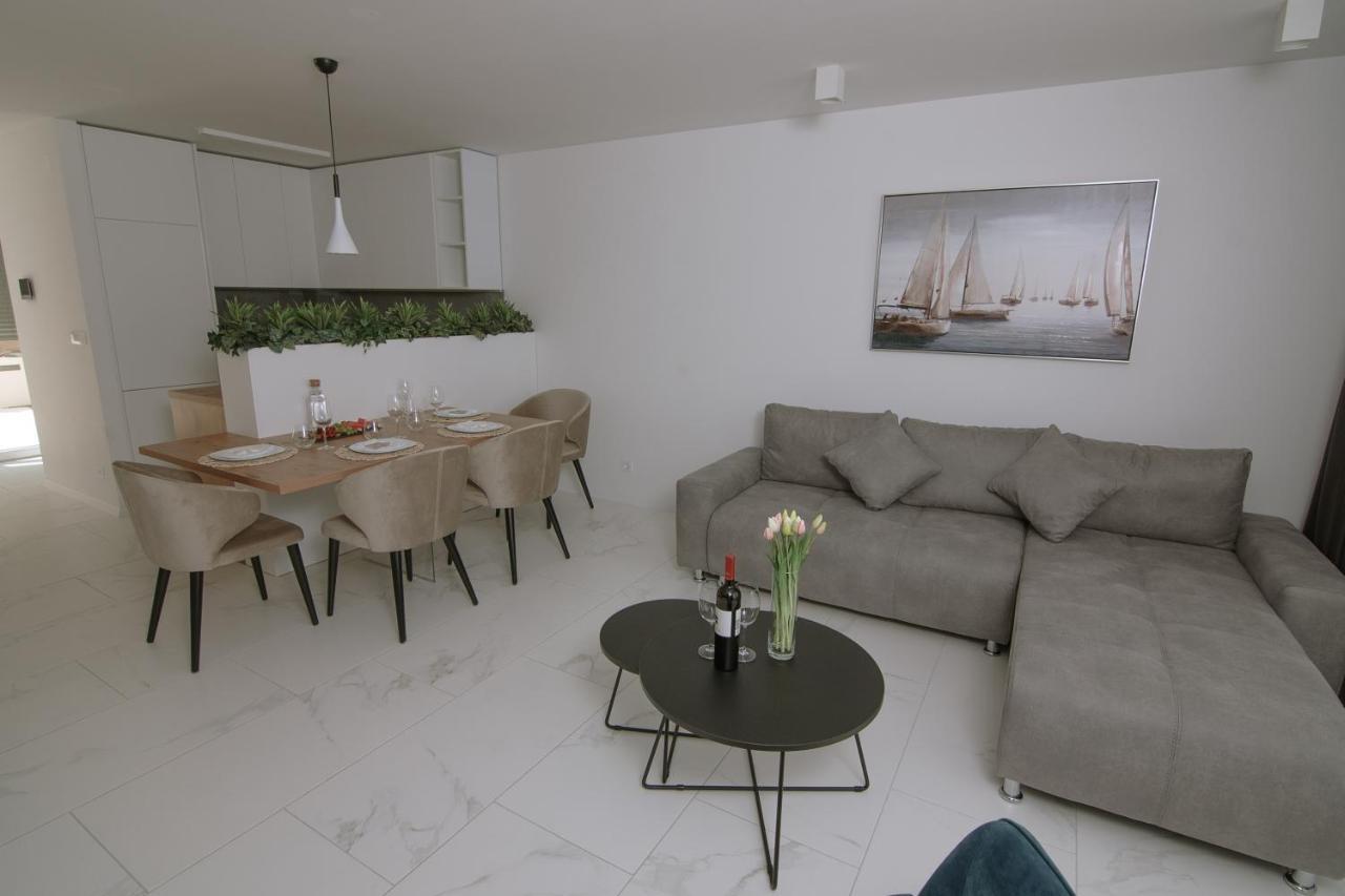 Apartments Adriatic Pearl Trogir Buitenkant foto