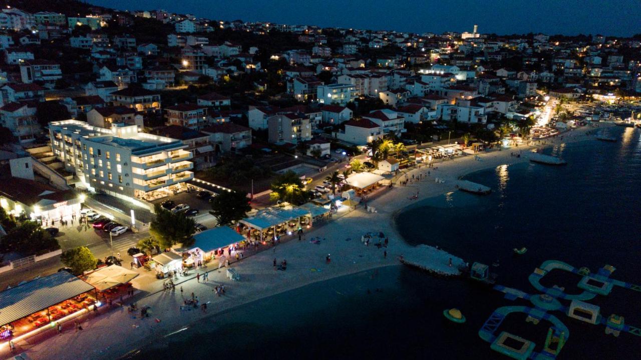 Apartments Adriatic Pearl Trogir Buitenkant foto